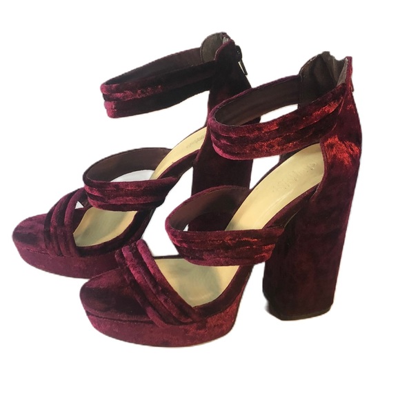Charlotte Russe 🅝🅦🅞🅣 Burgundy Velvet Platforms Size 9 US - Picture 3 of 11